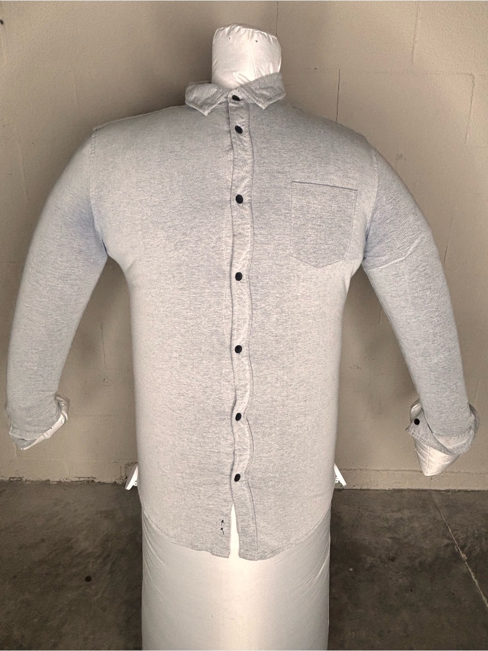 Kenneth Cole NY Slim Fit Gray Button Down Shirt Mens (US) Large